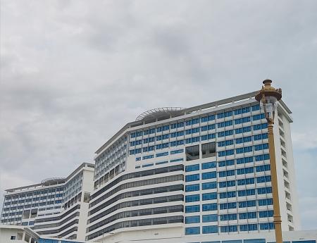 Thi công lắp đặt đèn đường năng lượng 