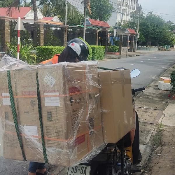 QUẠT NĂNG LƯỢNG MẶT TRỜI V218