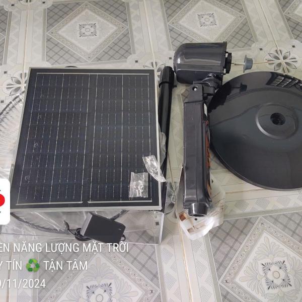QUẠT NĂNG LƯỢNG MẶT TRỜI V218