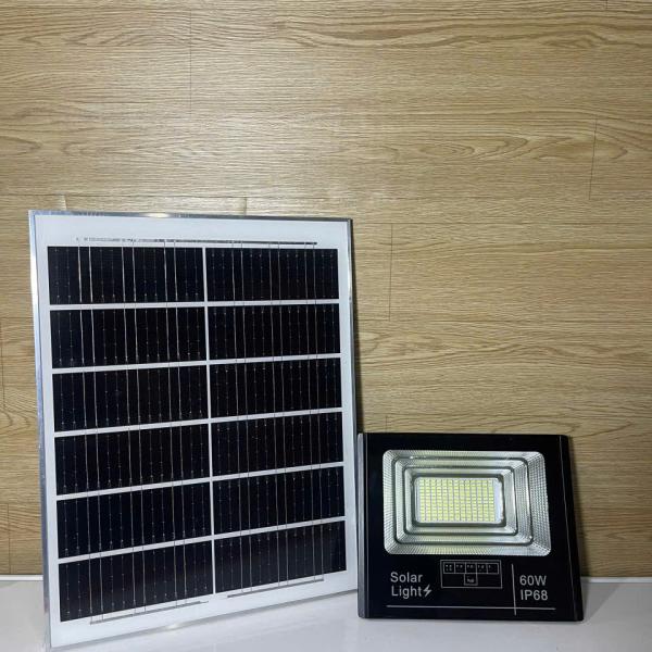 ĐÈN PHA 60W