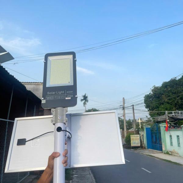 ĐÈN BÀN CHẢI 400W SÁNG TRẮNG