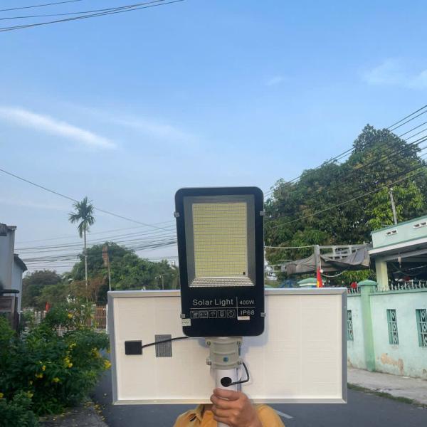 ĐÈN BÀN CHẢI 400W SÁNG TRẮNG