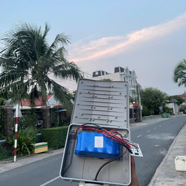 ĐÈN CÔNG TRÌNH 600W