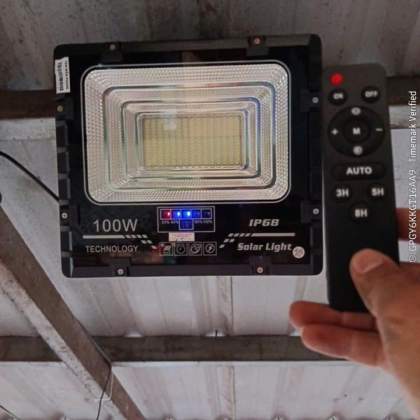 ĐÈN PHA 100W