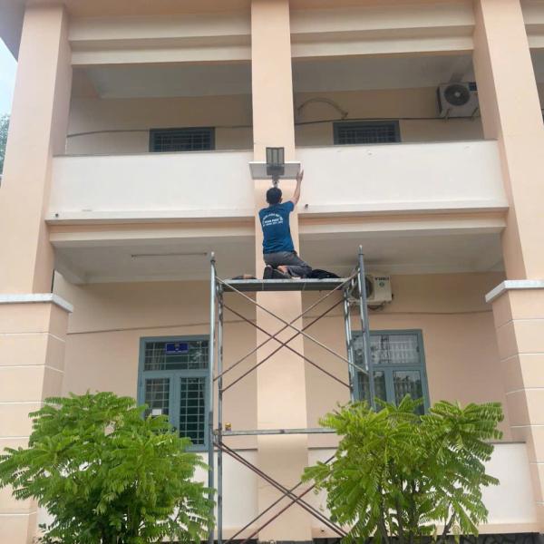 ĐÈN CÔNG TRÌNH 600W