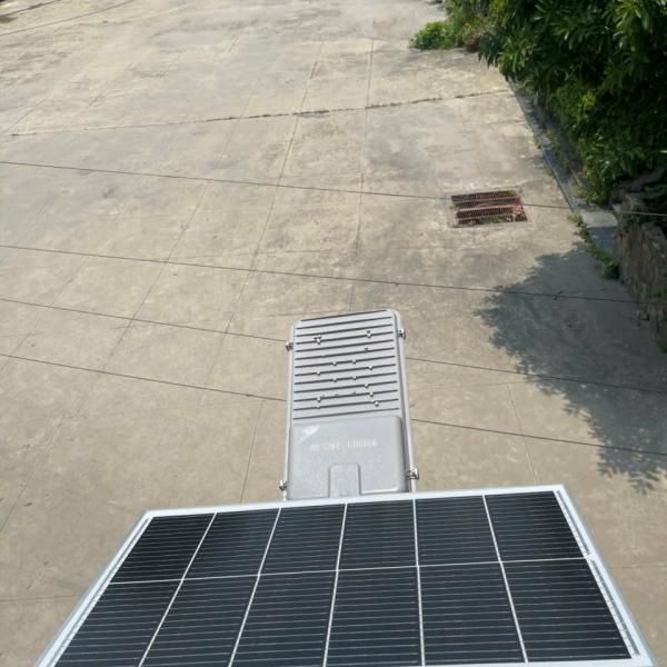 ĐÈN BÀN CHẢI 300W SÁNG TRẮNG