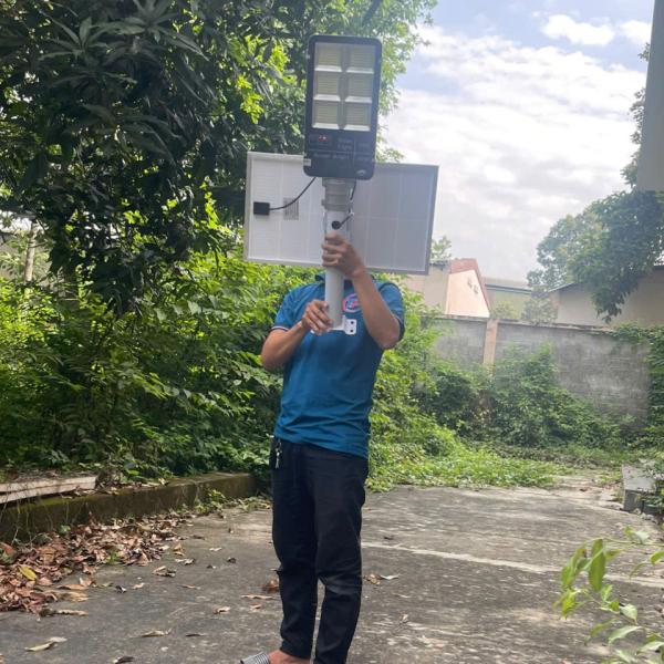 ĐÈN BÀN CHẢI 300W SÁNG TRẮNG