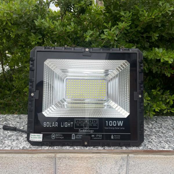 ĐÈN PHA 100W
