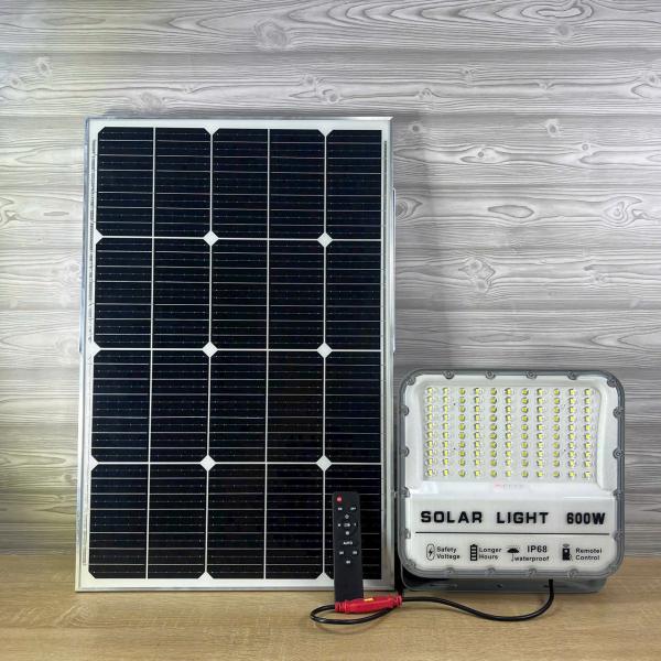 ĐÈN PHA MẮT NGỌC 600W