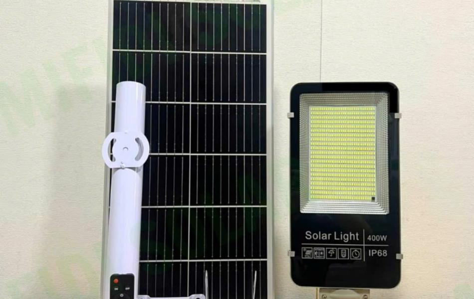ĐÈN BÀN CHẢI 400W SÁNG TRẮNG
