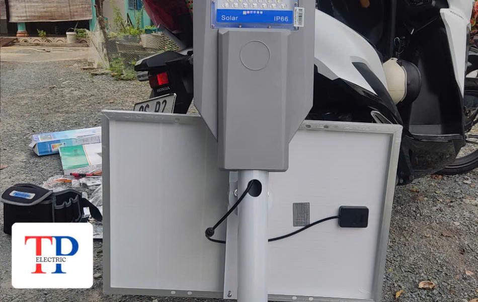 ĐÈN CÔNG TRÌNH PHI THUYỀN 600W 