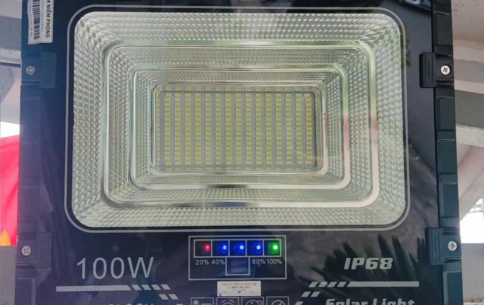 ĐÈN PHA 100W