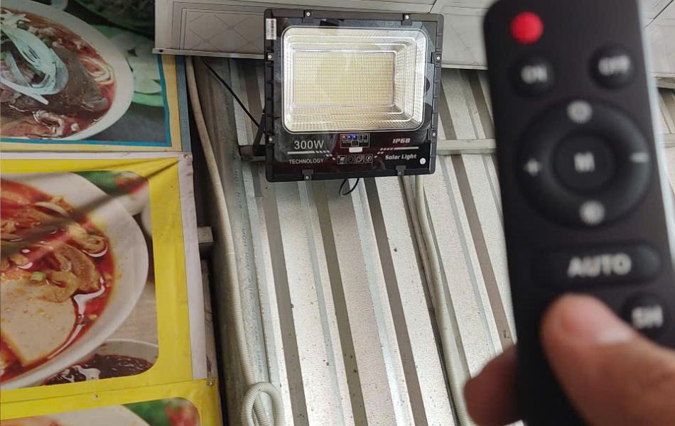 ĐÈN PHA 300W