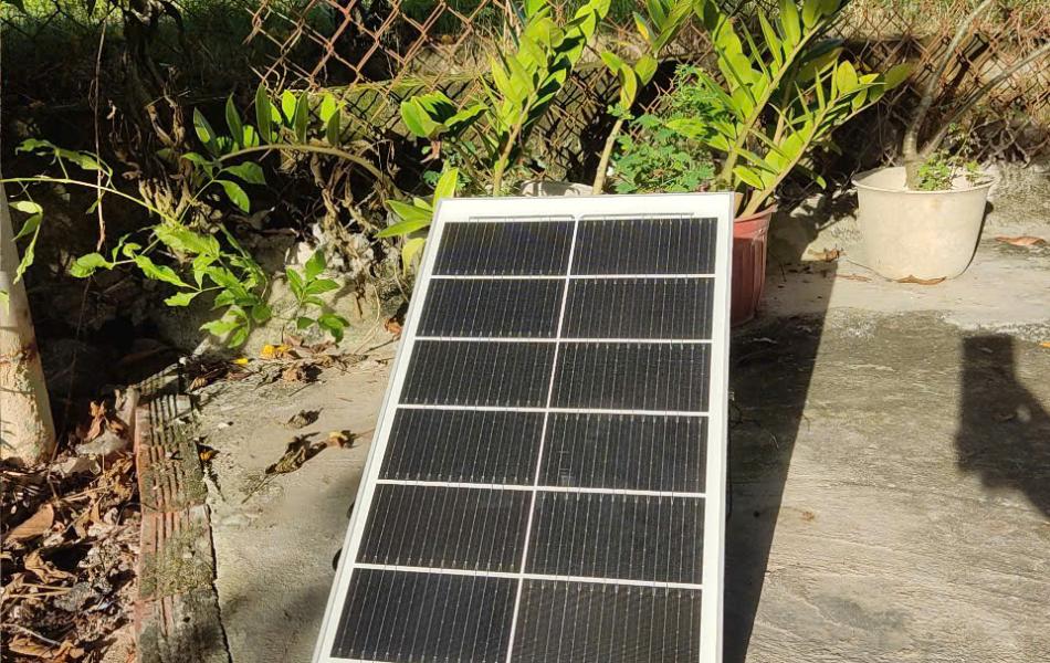 ĐÈN PHA MẮT NGỌC 300W 