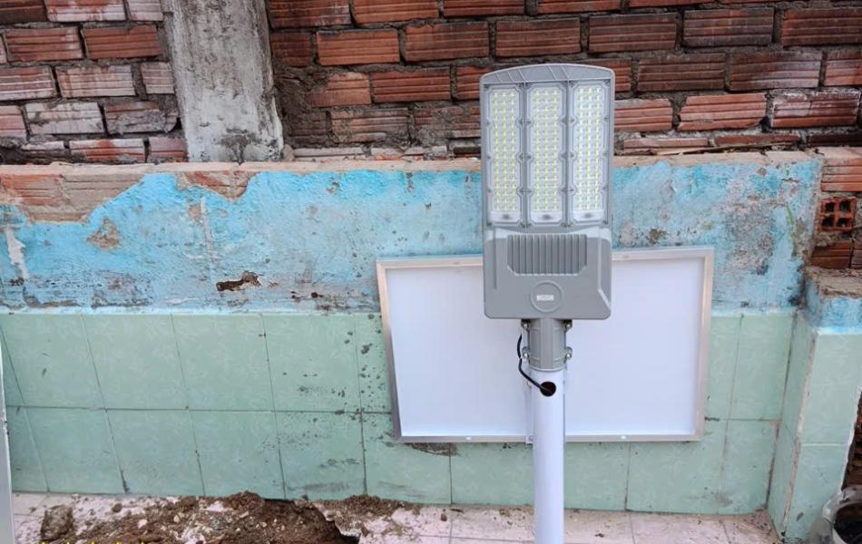 ĐÈN CÔNG TRÌNH 600W