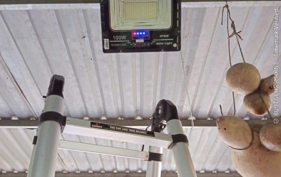 ĐÈN PHA 100W