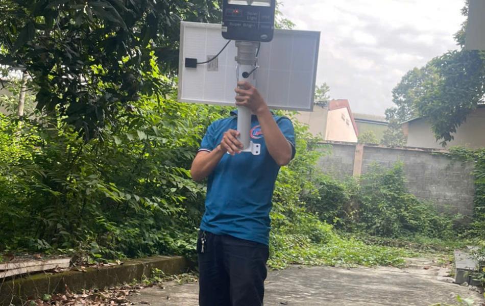 ĐÈN BÀN CHẢI 300W SÁNG TRẮNG