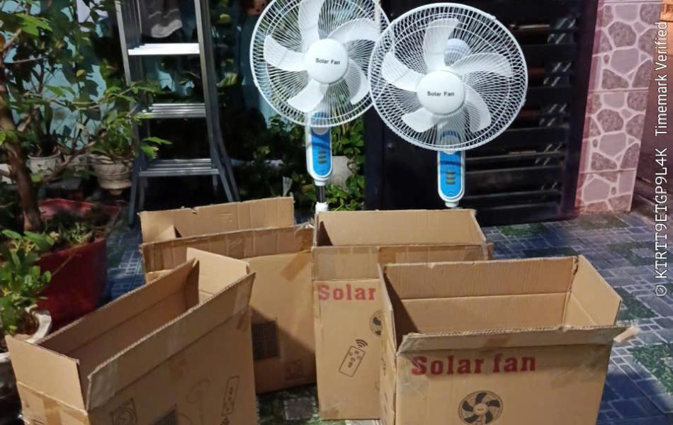 QUẠT NĂNG LƯỢNG MẶT TRỜI V218
