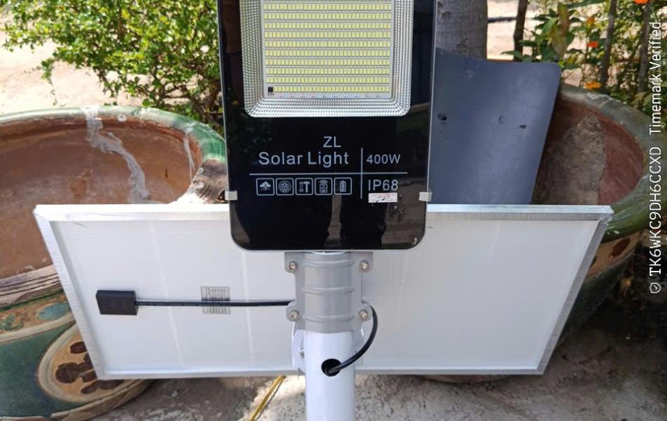 ĐÈN BÀN CHẢI 400W SÁNG TRẮNG