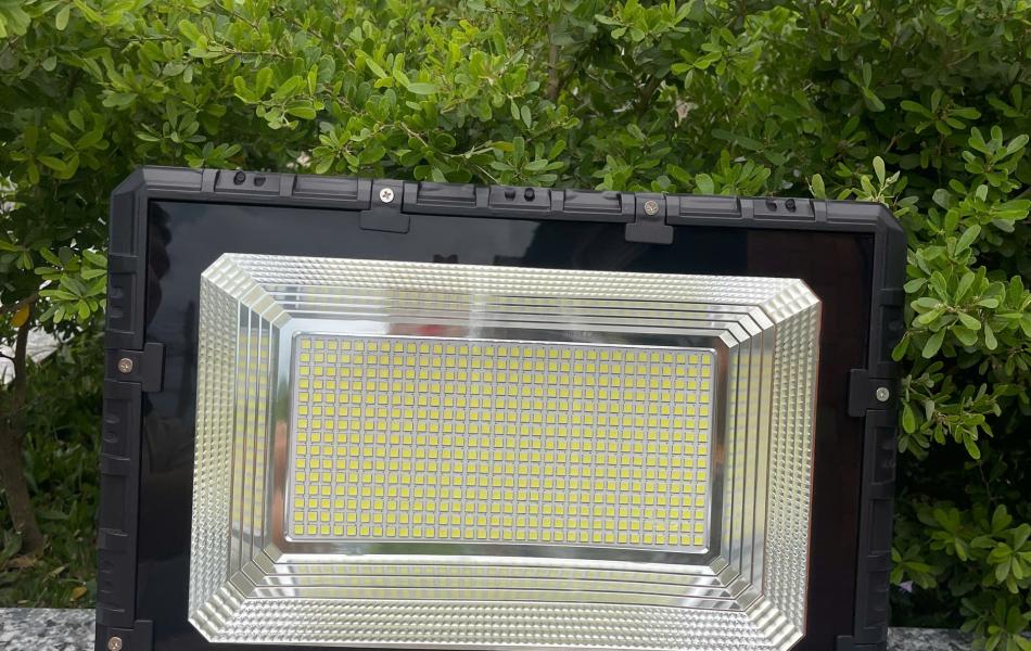 ĐÈN PHA 300W